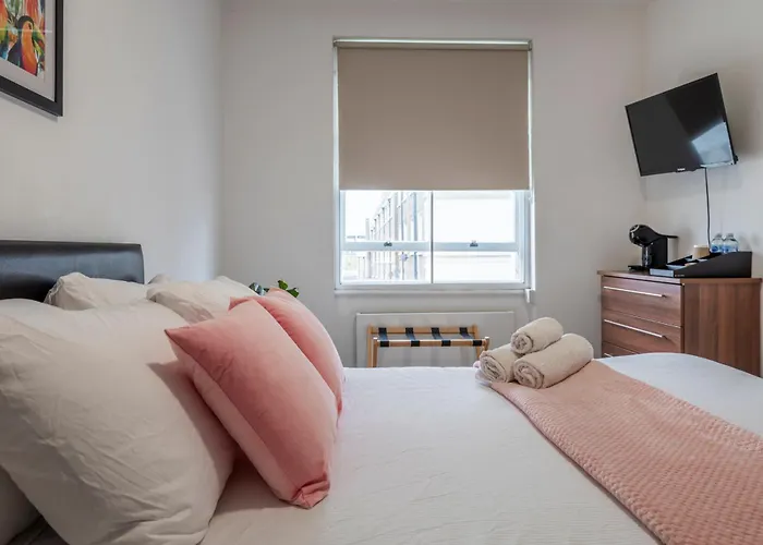 Dazzling Room Near Paddington/Elizabeth Stn